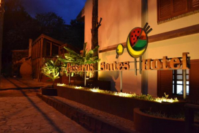 Отель Passaros Suite Hotel  Пуэрто-Игуасу